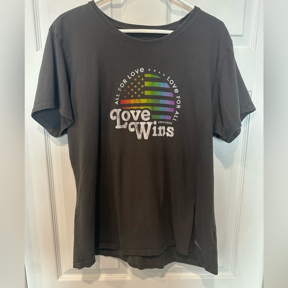 Life is Good “Love Wins” t-shirt - Picture 1 of 5